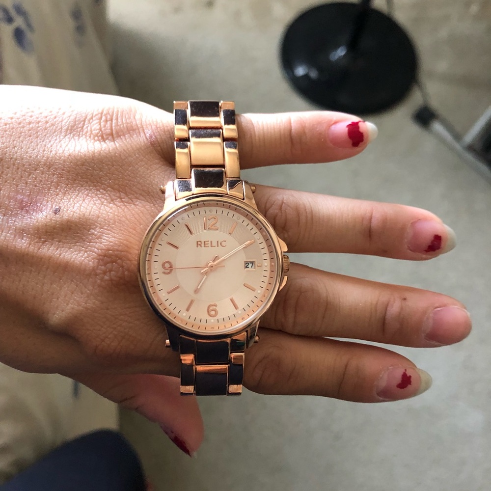 Women Rose Gold Relic Watch